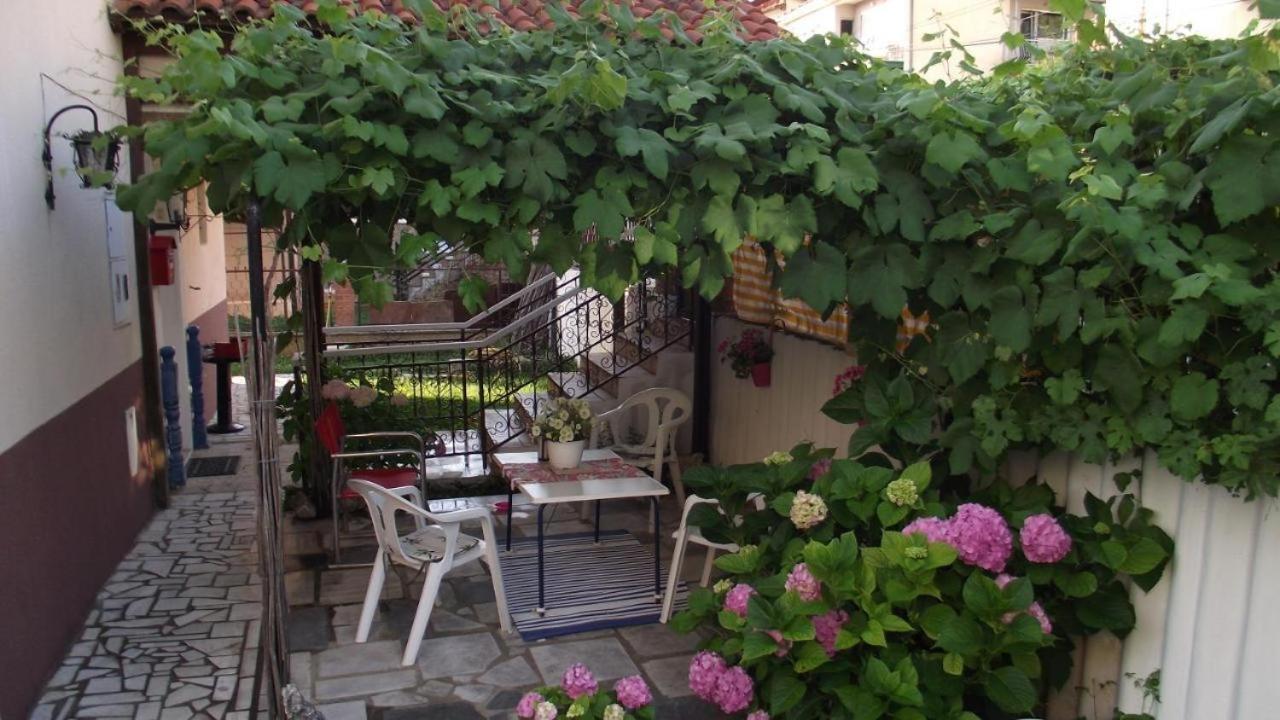 Villa Lakeview Paradise Peštani Eksteriør bilde
