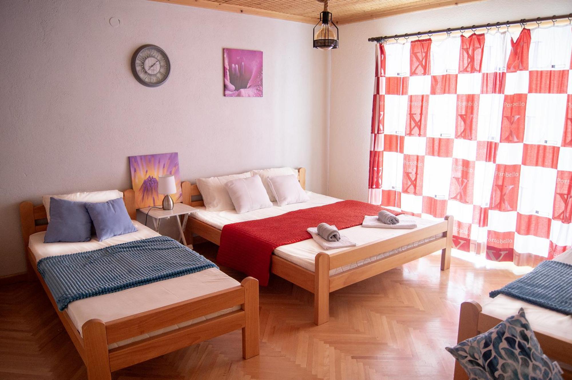 Villa Lakeview Paradise Peštani Eksteriør bilde