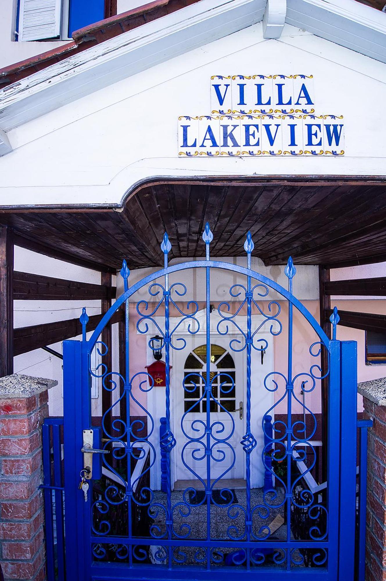 Villa Lakeview Paradise Peštani Eksteriør bilde